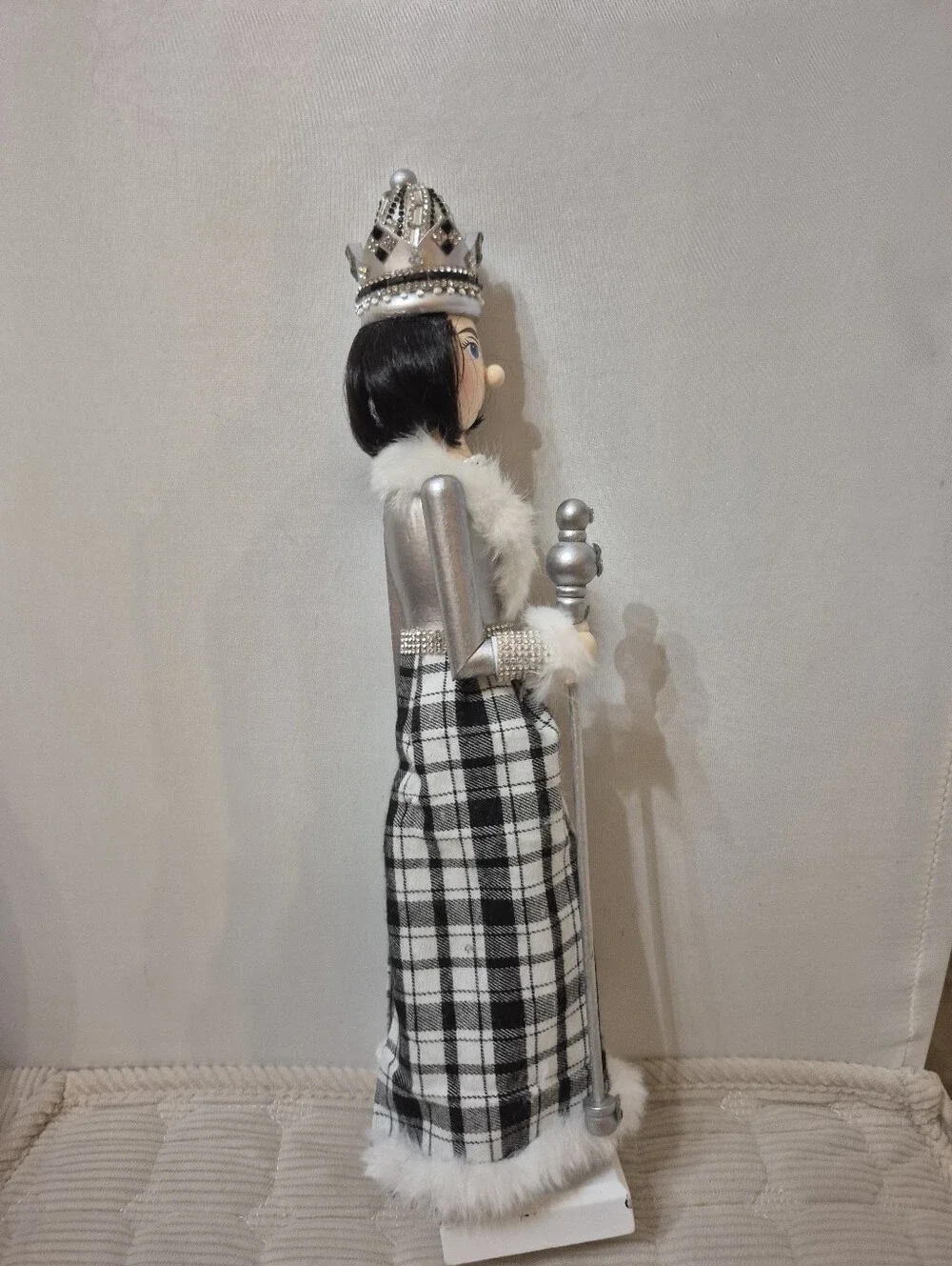 Silver & White Plaid Queen Nutcracker Figurine - Decorative Home Accent